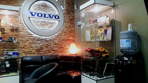 ������������ volvo ������